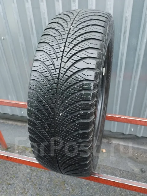 Goodyear Vector 4Seasons