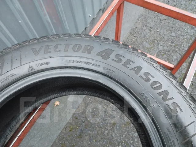 Goodyear Vector 4Seasons