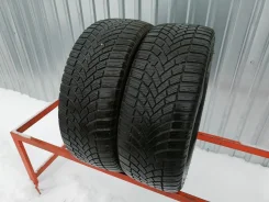 Bridgestone Blizzak LM-005