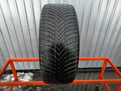 Bridgestone Blizzak LM-005