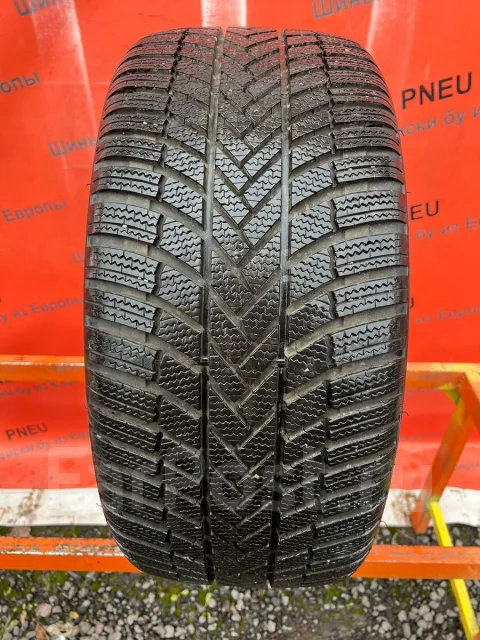 Bridgestone Blizzak LM-005