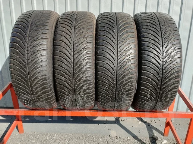 Goodyear Vector 4Seasons Gen-2