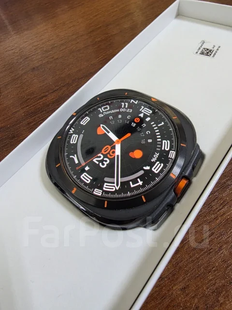 Samsung Galaxy Watch Ultra. GPS, NFC, SIM-�����, IP67 ����