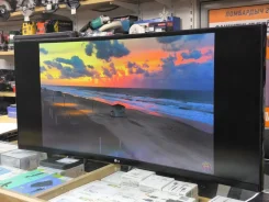 LG. 34", ���������� �� (LCD, LED, QLED) ����