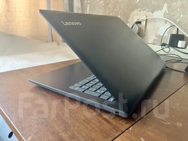 Lenovo IdeaPad 330-15ARR. 15.6", 2,5����, ��� 8 ��, ���� 120���, WiFi: 1, Bluetooth: 1, ����������� �� 3��. ����