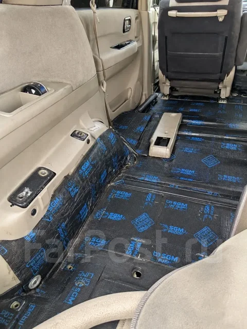 Nissan Bassara. �������, 4wd, 2.4 (150��.�.), ������ ����