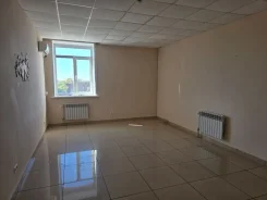���� (������, ��������� ���������� ����������). 25��&sup2;, ����� �������� 80, �-� ���������, 4/6 ���� ����
