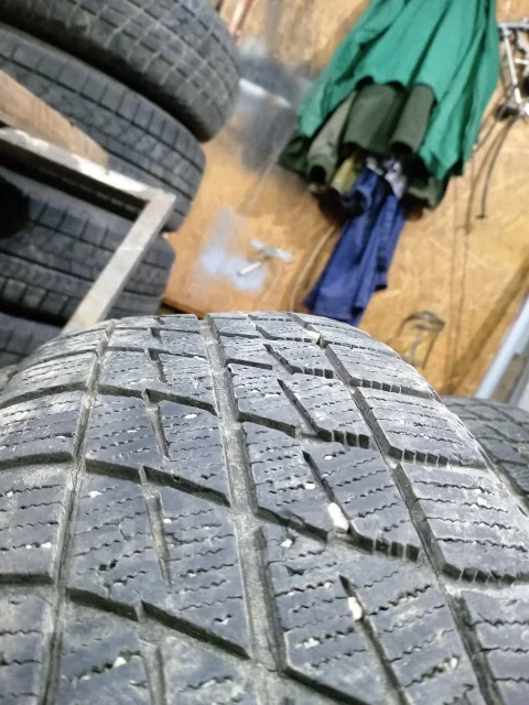 Bridgestone Ice Partner. ������, ��� �����, 2015 ���, �/�, ����� 50 % ����