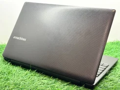 eMachines E644. 15.6", ��� 2048 ��, WiFi: 1, Bluetooth: 1 ����