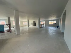 ��������� �������������� ����������. 300��&sup2;, ����� ��������� 35�, �-� ���������, 2/2 ����. �������� ����