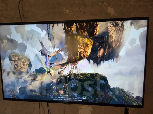 Samsung UE43CU7100. LED ����