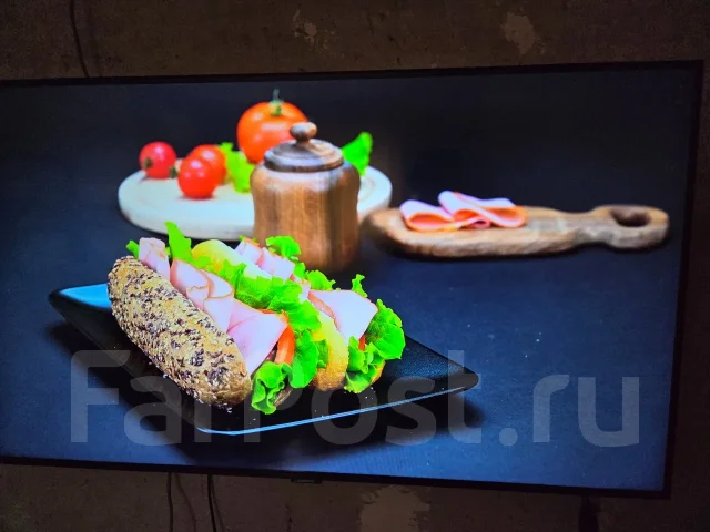Samsung UE43CU7100. LED ����