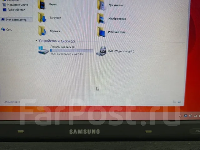 Samsung. 15.6", 3����, ��� 6 ��, ���� 500���, WiFi: 1, ����������� �� 1��. ����