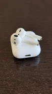Apple AirPods ����