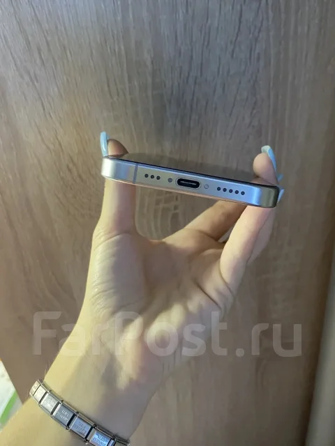 Apple iPhone 16 Pro. �/�, 256 ��, �����, 3G, 4G LTE, NFC, ������� �������, ������������ ������� ����