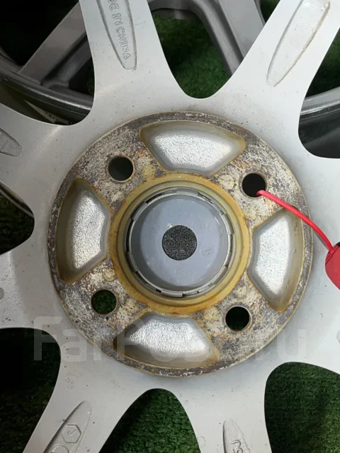 Aqua. 5.0x15", 4x100, ET39, �� 67,1���. ����