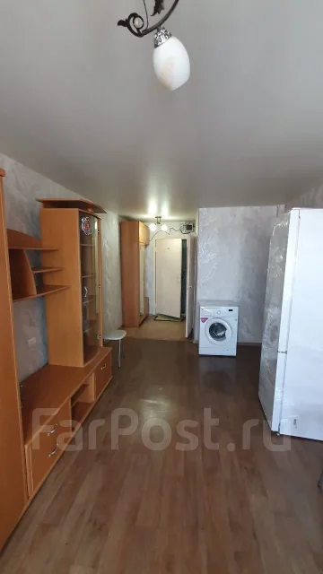 ��������, ����� ������ 72/1. ��������, ���������, 23���.��., 5/5 ����. �������� ����