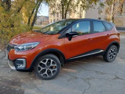 Renault Kaptur. ��������, ��������, 1.6 (114��.�.), ������, 95 000����. �� ����