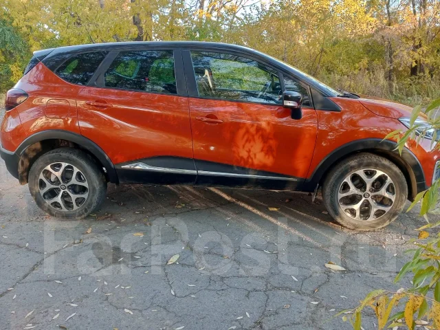 Renault Kaptur. ��������, ��������, 1.6 (114��.�.), ������, 95 000����. �� ����