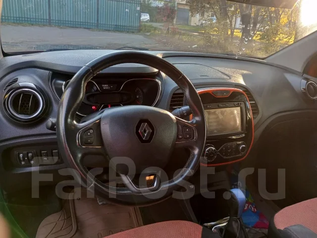 Renault Kaptur. ��������, ��������, 1.6 (114��.�.), ������, 95 000����. �� ����