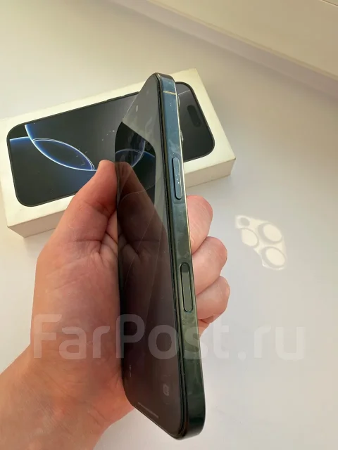 Apple iPhone 16 Pro. �/�, 256 ��, ������, 3G, 4G LTE, 5G, ����������, NFC, eSIM, ������� �������, ������������ ������� ����