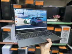 Lenovo. 15.6", ��� 16 ��, WiFi: 1, Bluetooth: 1 ����