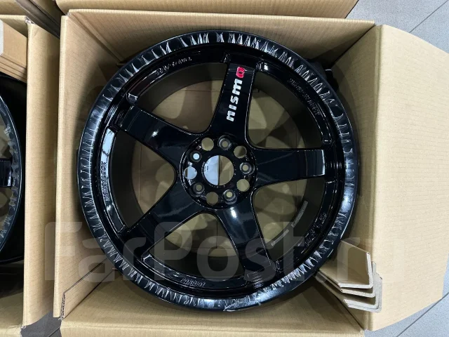 Nismo LMGT4. 9.5x18", 5x114.3, ET12, �� 66,1���. ����