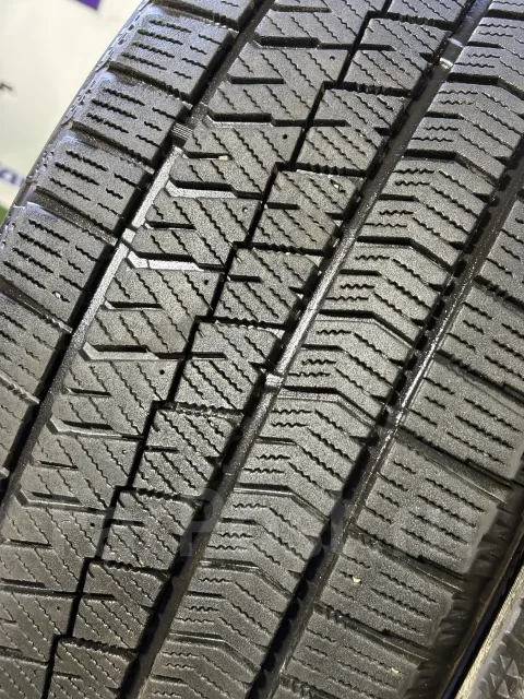 Bridgestone Blizzak VRX2. ������, ��� �����, 2018 ���, �/�, ����� 5 % ����
