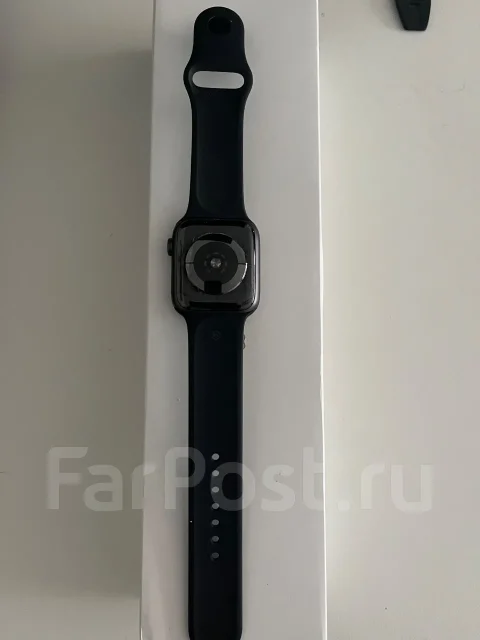 Apple Watch Series 5. GPS, SIM-����� ����