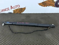 �������� ������� ������ ��������� BMW X6 2009 51247332698 E71 N54B30A, ������ ������ 51247332698 ����