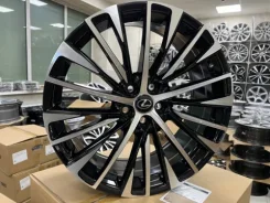 Lexus. 8.0x19", 5x114.3, ET35, �� 60,1���. ����