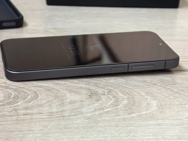 Vivo X300. �/�, 256 ��, ����� ����