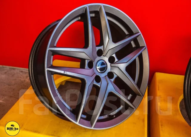 Borbet. 8.0x18", 5x112, ET30, �� 66,6���. ����