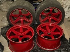 RAYS Volk Racing TE37 RT. 10.5/11.0x18", 5x114.3, ET18/17 ����