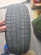 Bridgestone Blizzak VRX2. �����������, 2017 ���, �/�, ����� 40 % ����