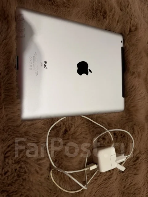 Apple iPad 2. ������ 16 �� ����
