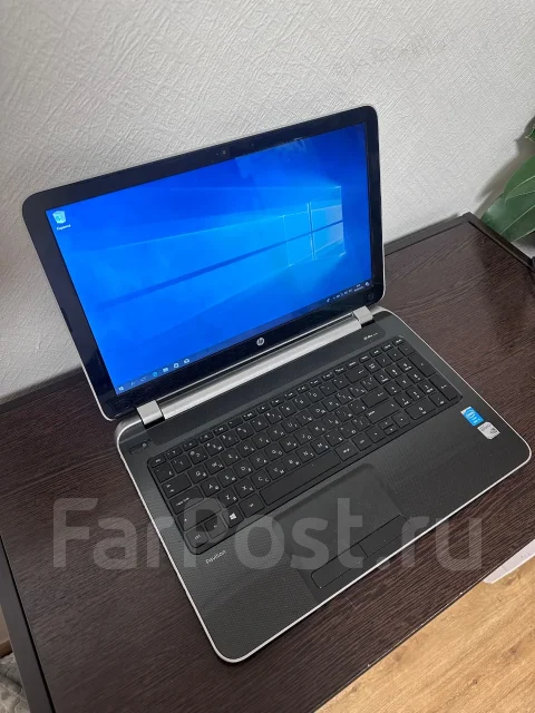 HP Pavilion. 15.6", 2,3����, ��� 8 ��, ���� 900���, WiFi: 1, Bluetooth: 1 ����