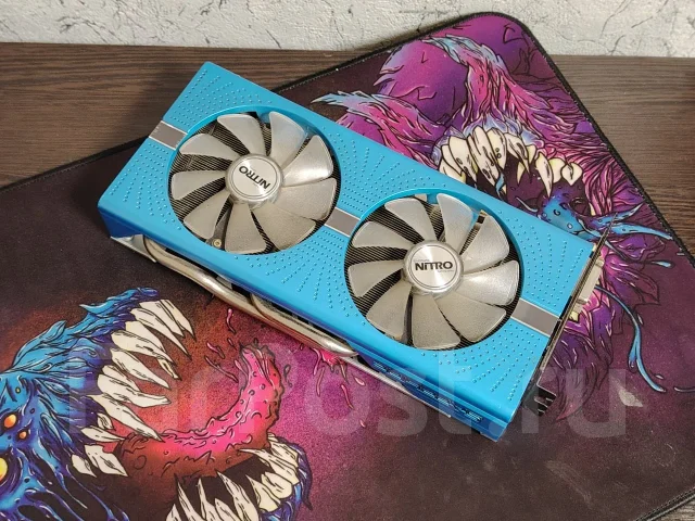 Radeon RX 590 ����