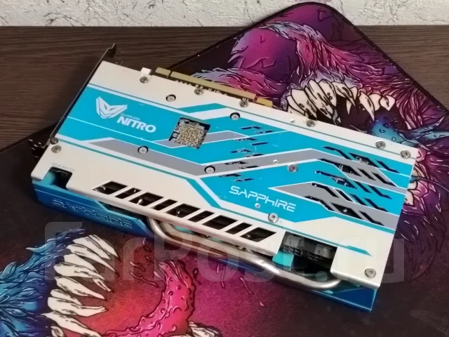 Radeon RX 590 ����