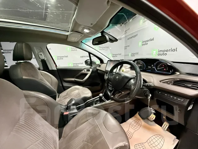 Peugeot 2008. �������, ��������, 1.2 (82��.�.), ������, 128 000����. �� ����