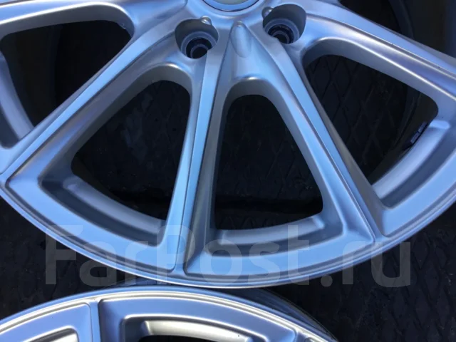 Bridgestone. 7.0x17", 5x114.3, ET53, �� 73,1���. ����