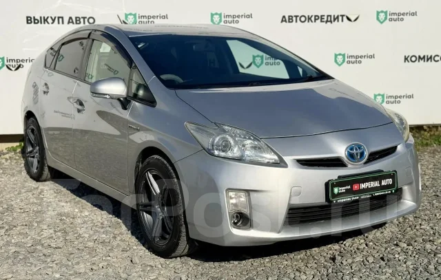 Toyota Prius. �������, ��������, 1.8 (99��.�.), ������, 215 000����. �� ����