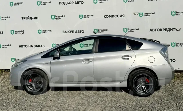 Toyota Prius. �������, ��������, 1.8 (99��.�.), ������, 215 000����. �� ����