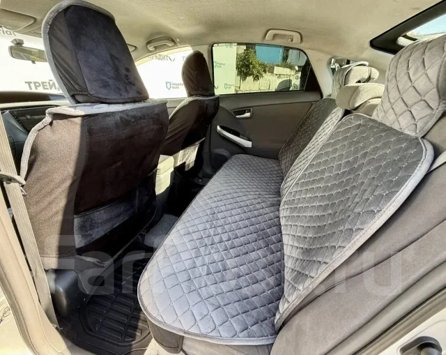 Toyota Prius. �������, ��������, 1.8 (99��.�.), ������, 215 000����. �� ����