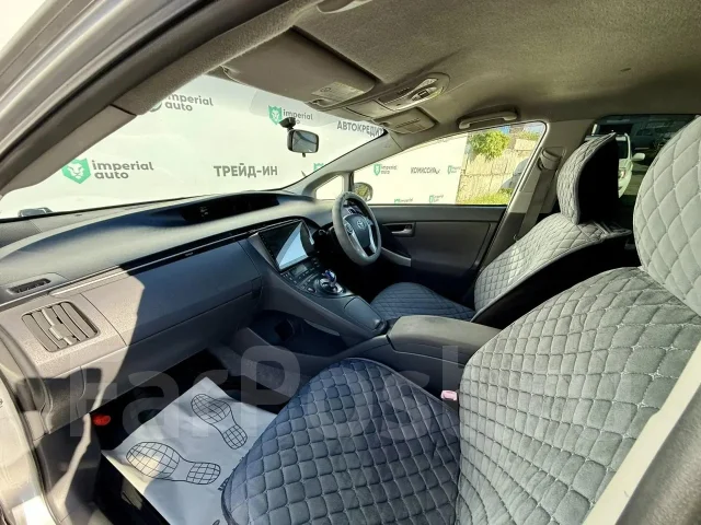 Toyota Prius. �������, ��������, 1.8 (99��.�.), ������, 215 000����. �� ����