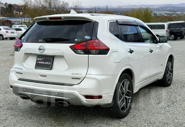 Nissan X-Trail. �������, 4wd, 2.0 (147��.�.), ������, 121 000����. �� ����