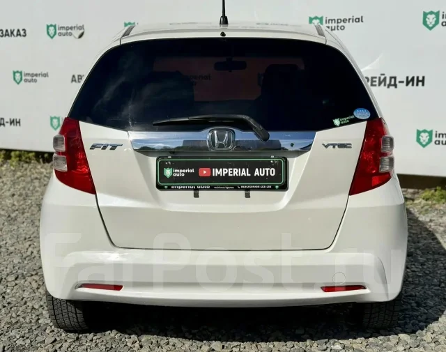 Honda Fit. �������, ��������, 1.5 (120��.�.), ������, 170 000����. �� ����