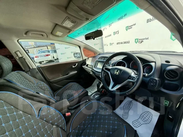 Honda Fit. �������, ��������, 1.5 (120��.�.), ������, 170 000����. �� ����