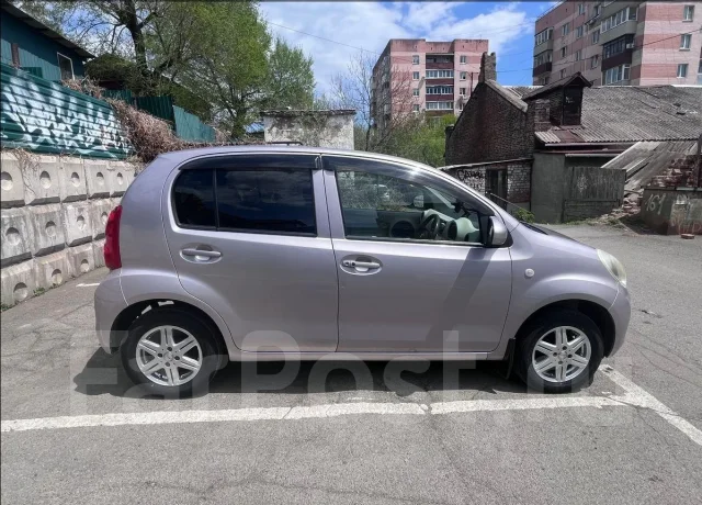 Toyota Passo. ��������, ��������, 1.0 (69��.�.), ������, 196 000����. �� ����