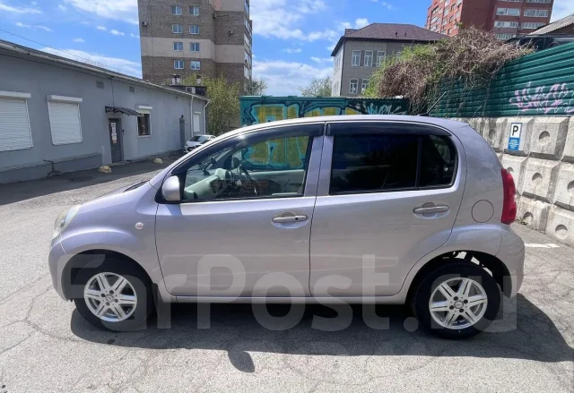 Toyota Passo. ��������, ��������, 1.0 (69��.�.), ������, 196 000����. �� ����